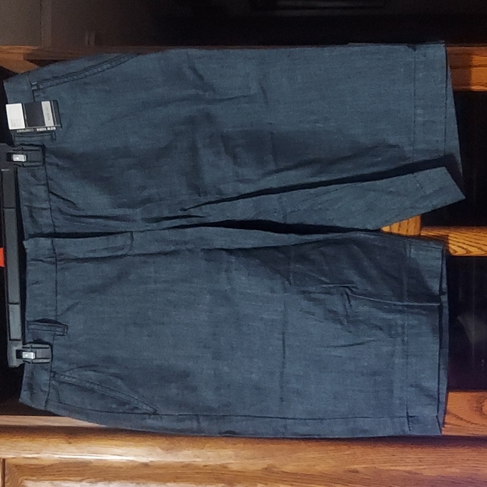 New York & Company Bermudas sz 12